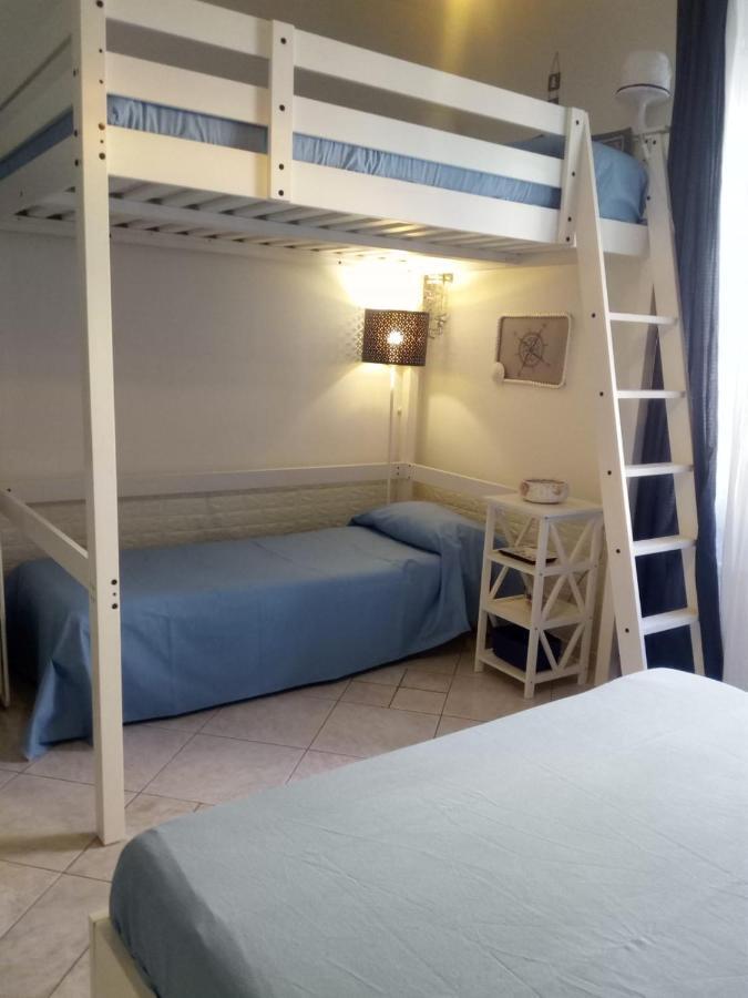 Blue Sea Apartment Aci Castello Exterior foto